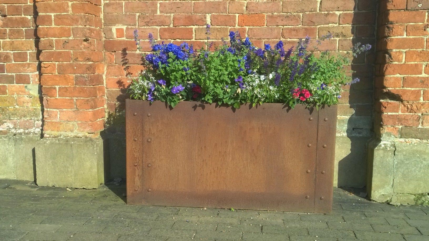 EverEdge Planters
